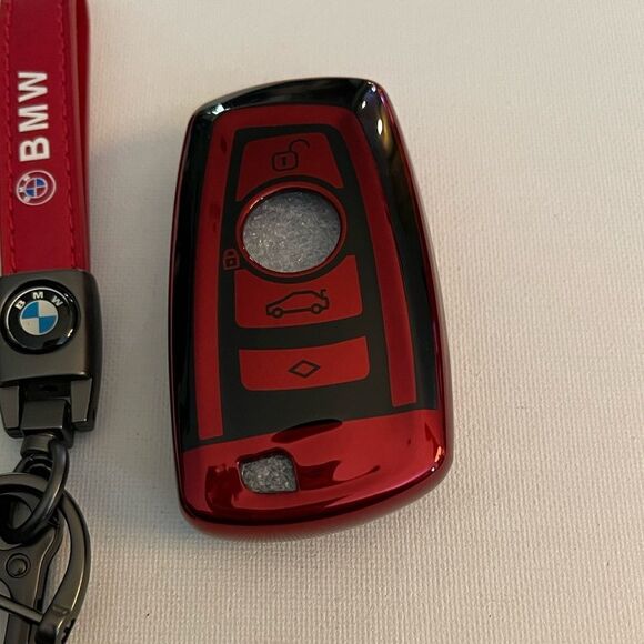 BMW Logo key fob Keychain in Red Leather & Key Fob Cover in black & Red NWT - Picture 6 of 11